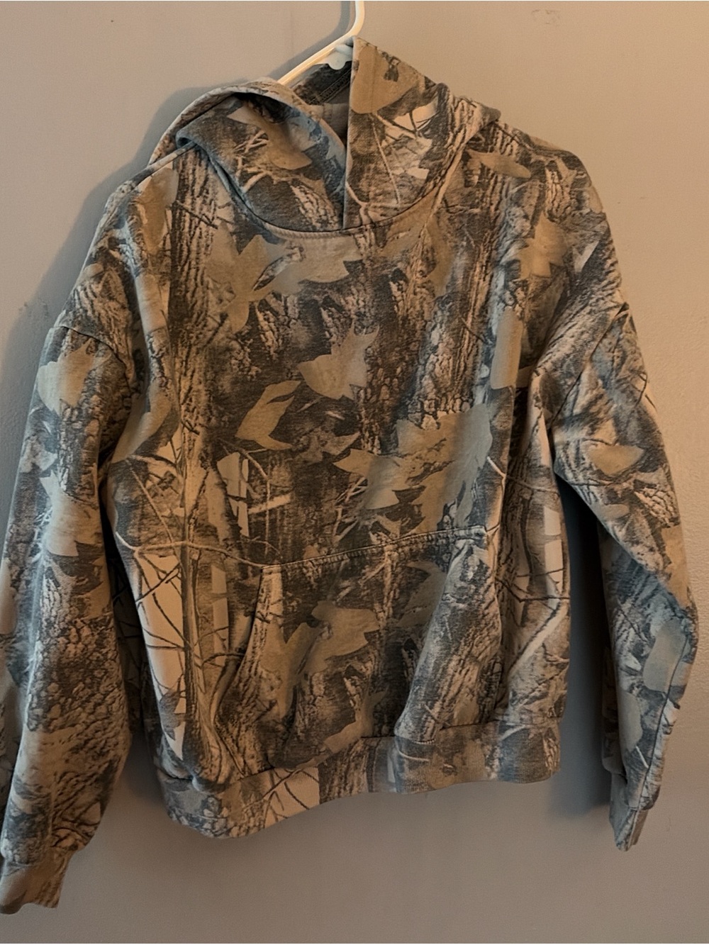 Amazon Camouflage Hoodie and sweatpants set